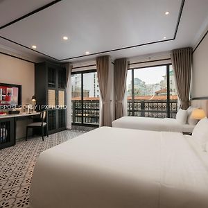 Paradise Grand Hotel